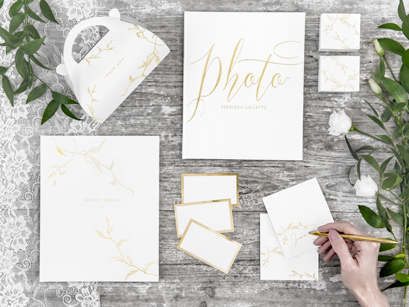 Guest Book, 20×24.5cm, White, 22 Pages