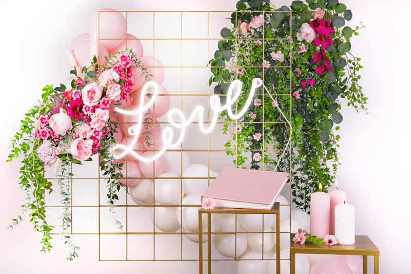 Neon Led – Love White 61x274cm