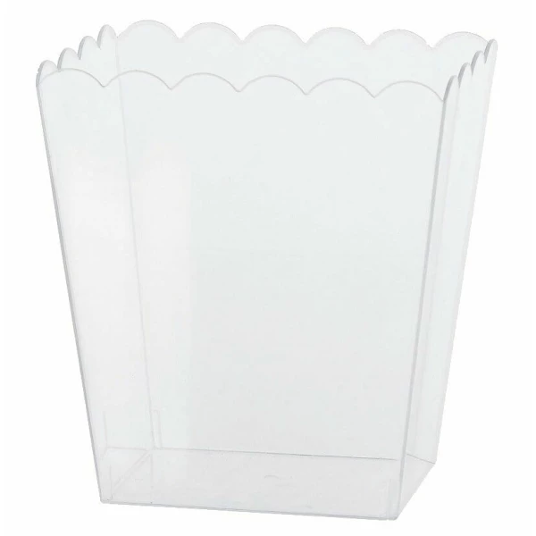 Clear Plastic Scalloped Container 15.2cm