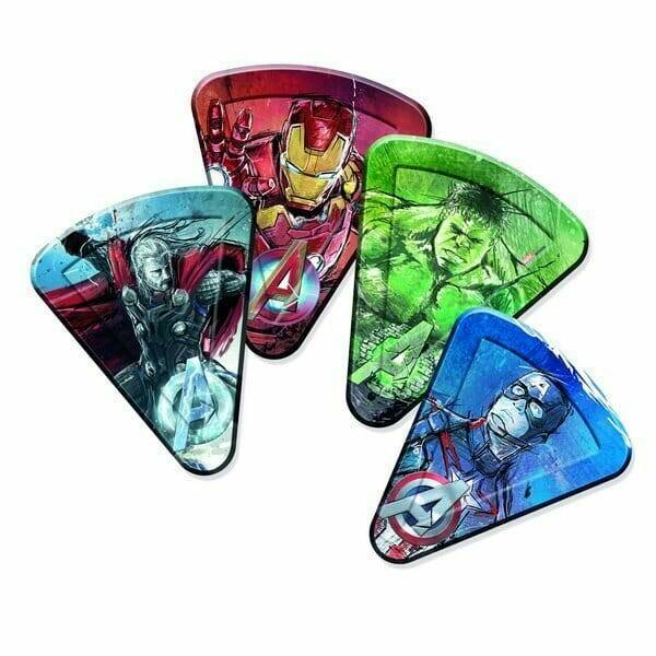 Mighty Avengers Shaped Plates (4 mixed designs)  - 1pk