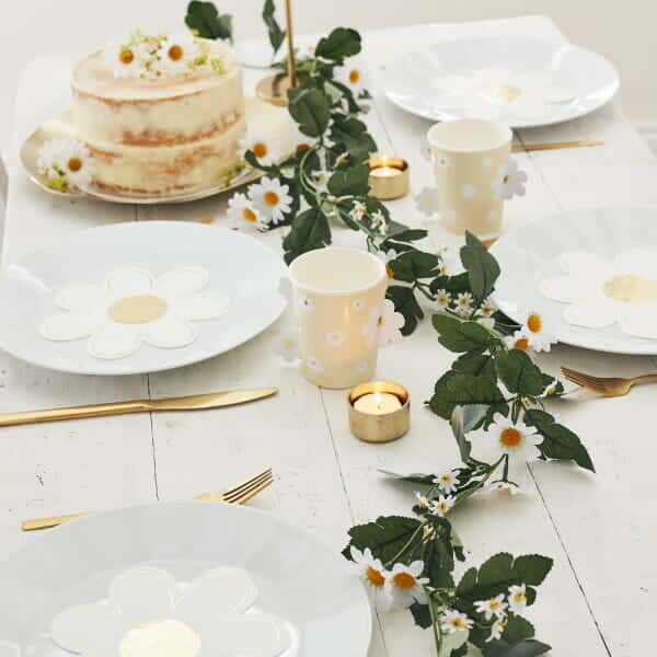 Decorative Artificial Daisy Floral Easter Garland