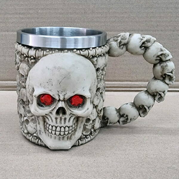 Halloween Skeleton Red Eyes Mug - 11cm x 15cm