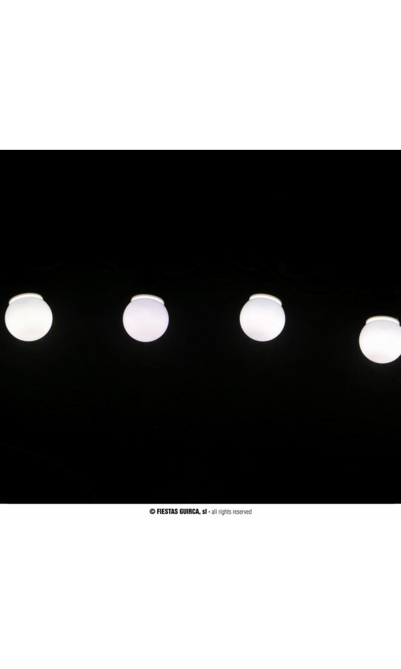 Garland 4.5mt with 10 x White Bulbs IP44 (Indoor / Outdoor)