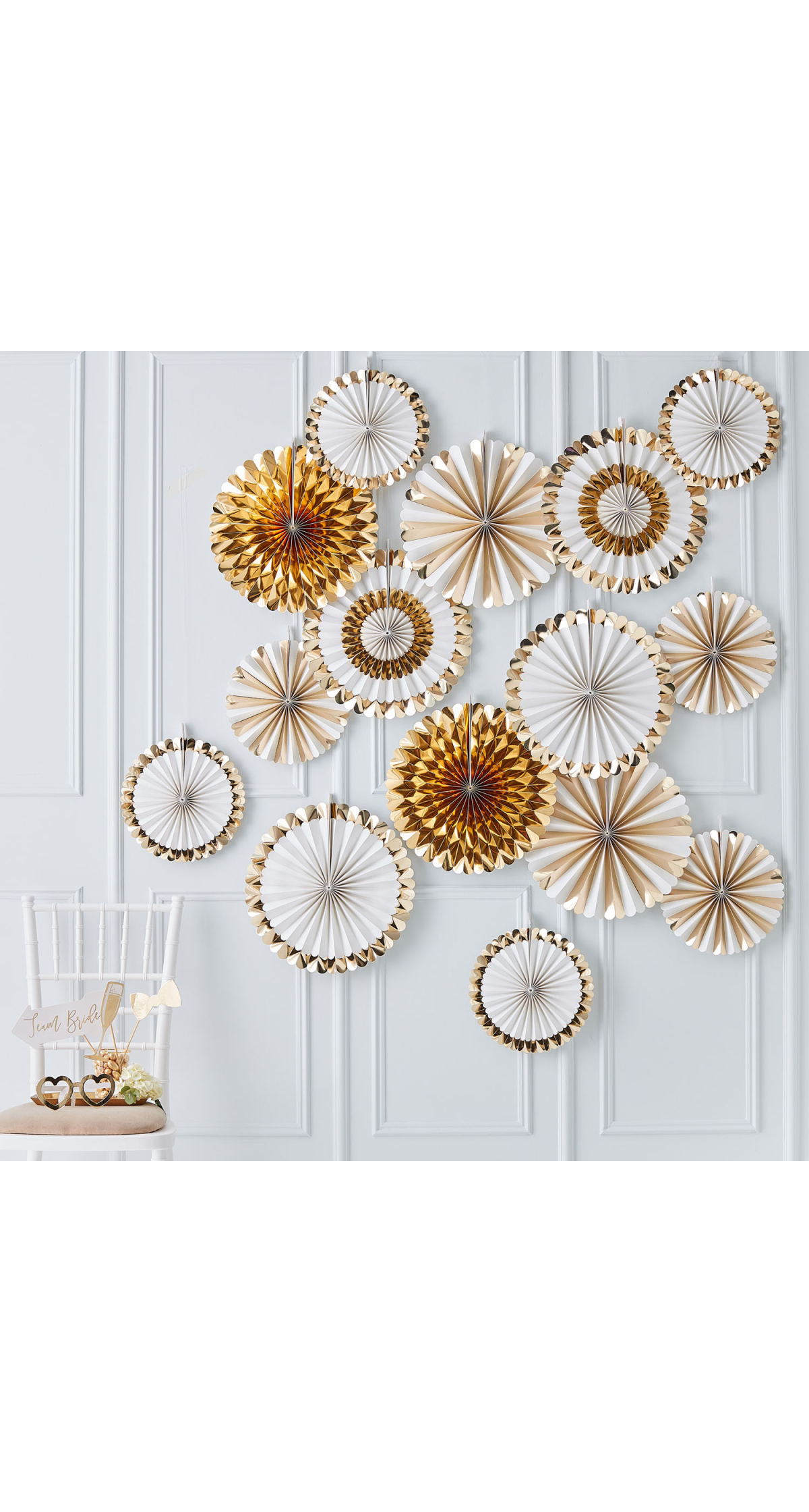Gold Paper Fan Decorations Backdrop Kit - 15pk