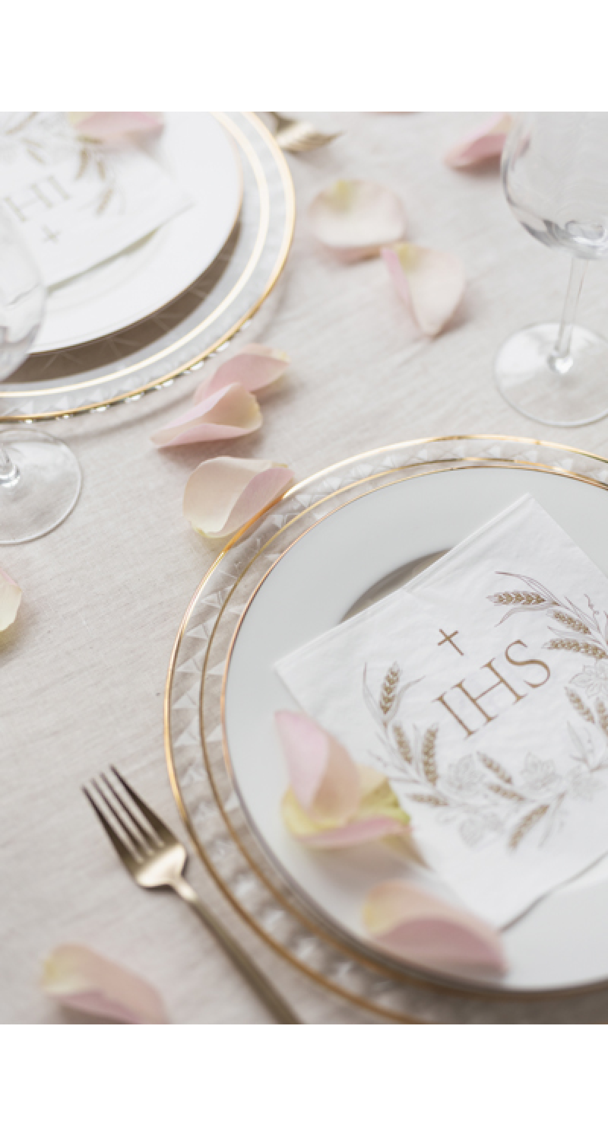 Holy Communion Napkins IHS, 33x33cm, Gold (1pkt / 12pc)