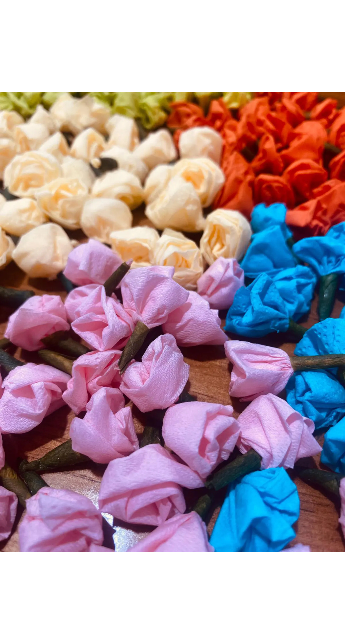 Flower Confetti - 400pcs (Assorted Colours)