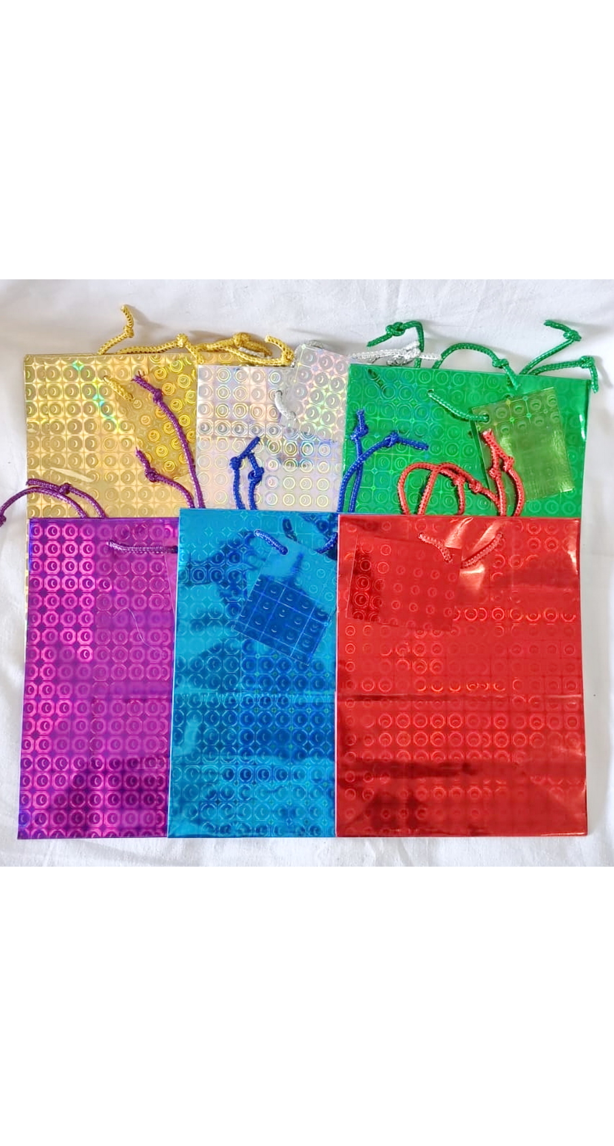 Holographic Paper Gift Bags Assorted Colors – 22.5x17.5cm