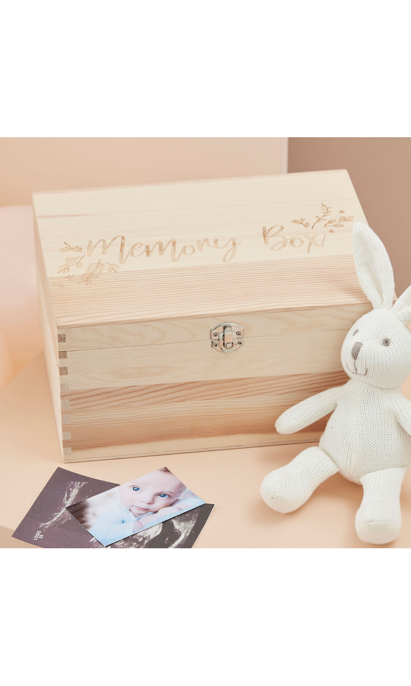 Wooden Memory Keepsake Box - 13.5(H) x 28(W) x 20.5(D)cm
