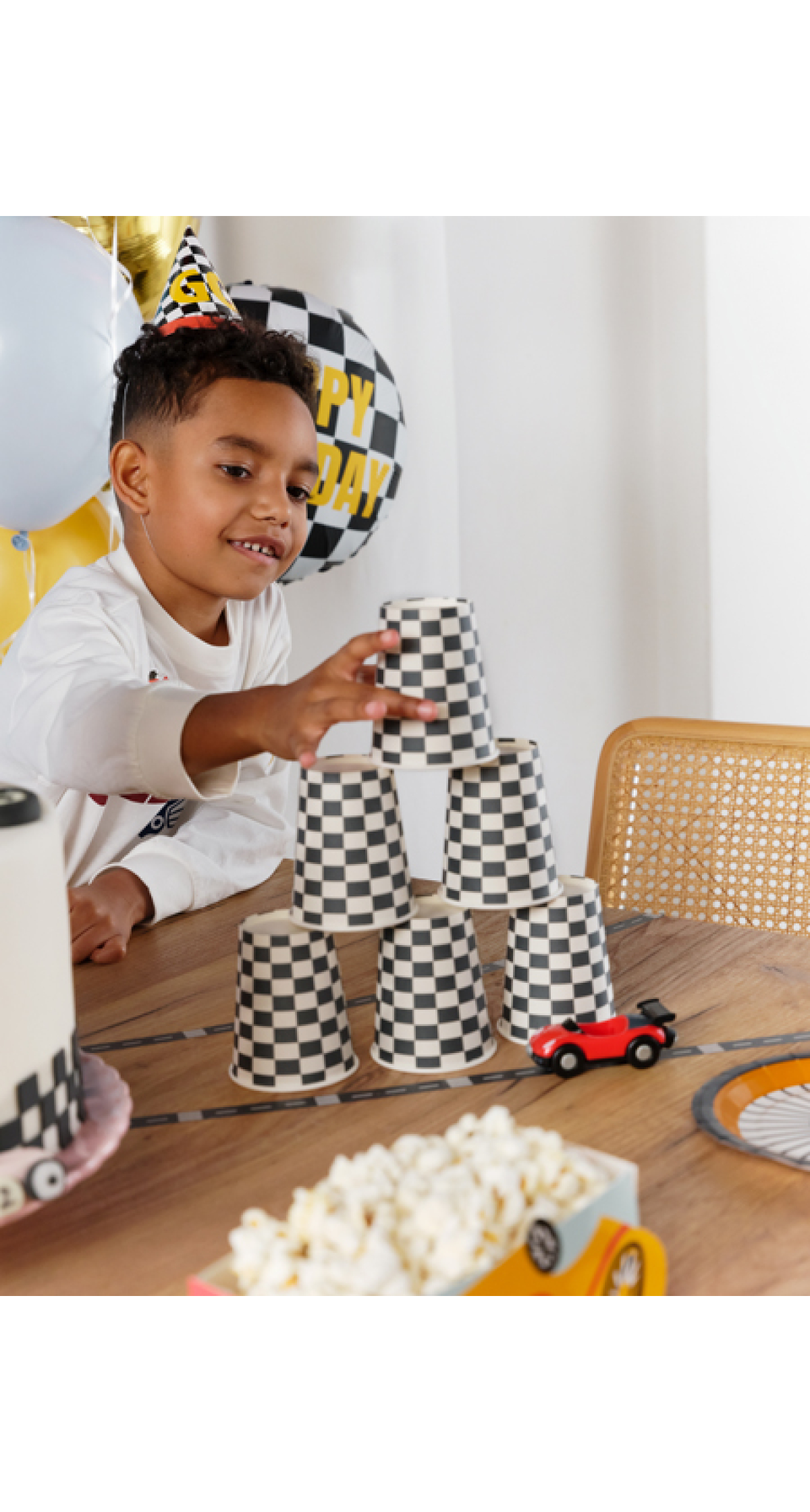 Racing Cars Party Hats Go!, 16cm, (1pkt / 6pc) - Image 9