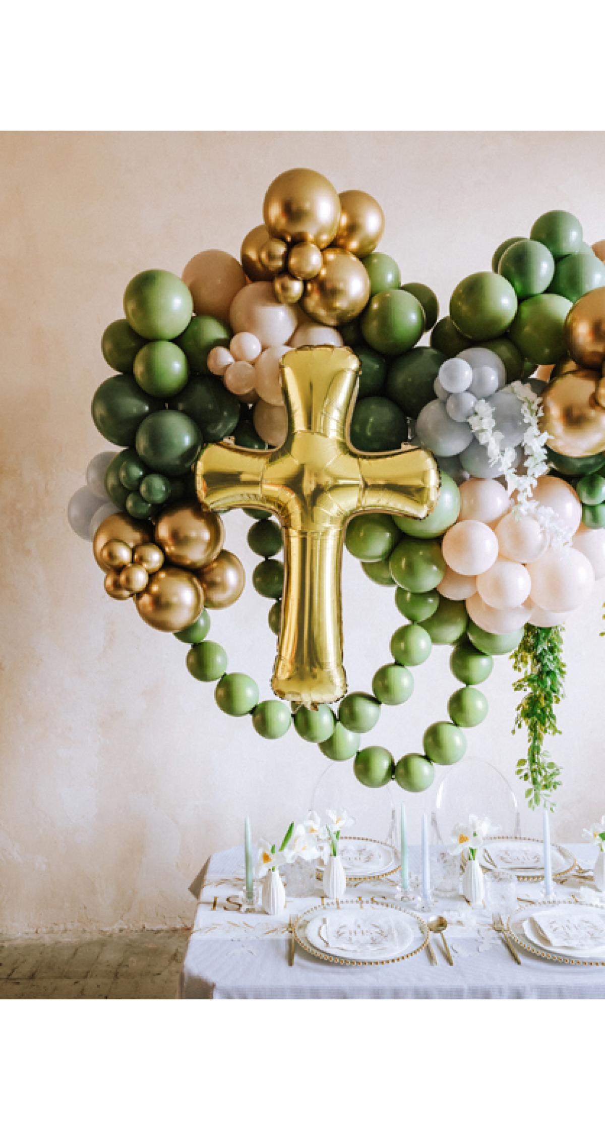 Cross Gold Foil Balloon - 103.5 x 74.5cm - Image 8