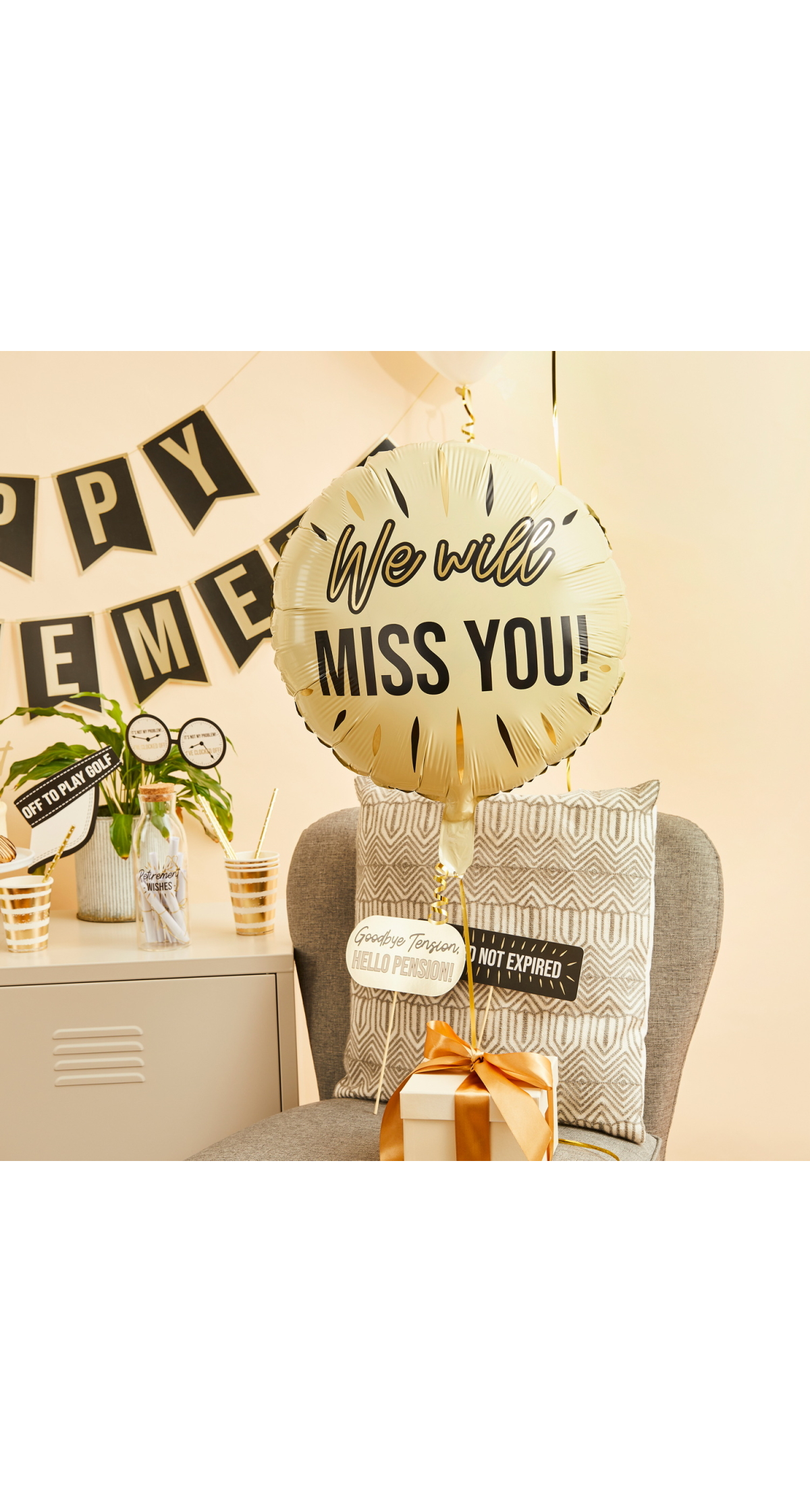 Cream We Will Miss You! 22 Foil Balloon - Image 3